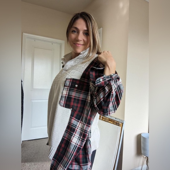 One of a kind, Flannel and sweater sewed rework, no 31 - Picture 4 of 5